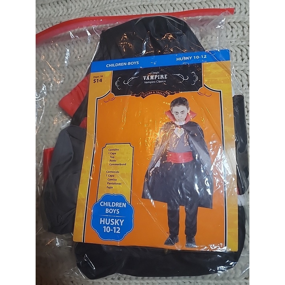 Dracula Vampire Costume Boy's Classic Large (10-12 Husky)  New